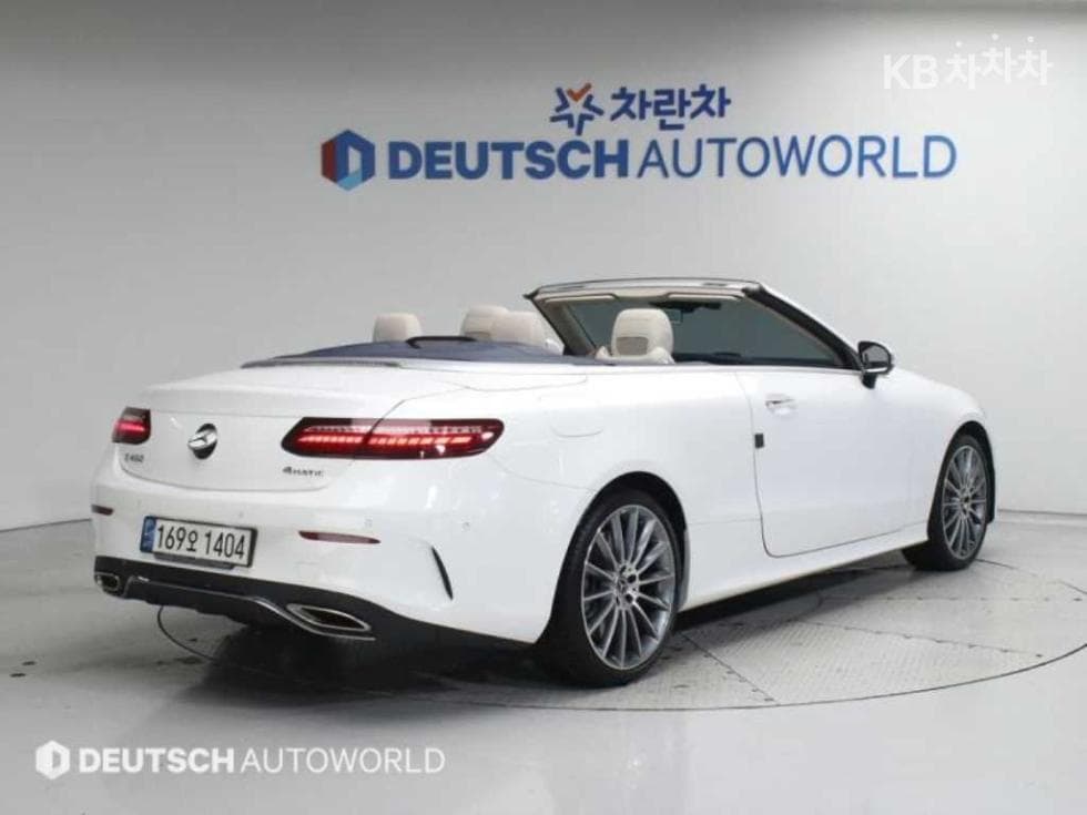 Mercedes-Benz E-Клас (W213)E450 4MATIC Carbriolet Стандартен - 2