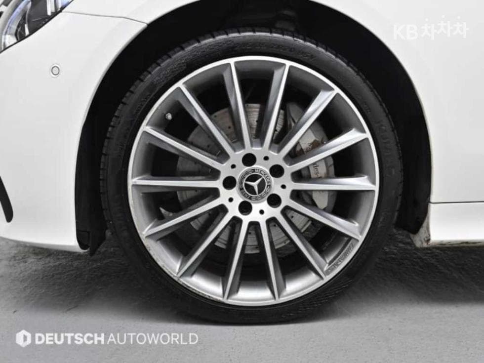 Mercedes-Benz E-Клас (W213)E450 4MATIC Carbriolet Стандартен - 5