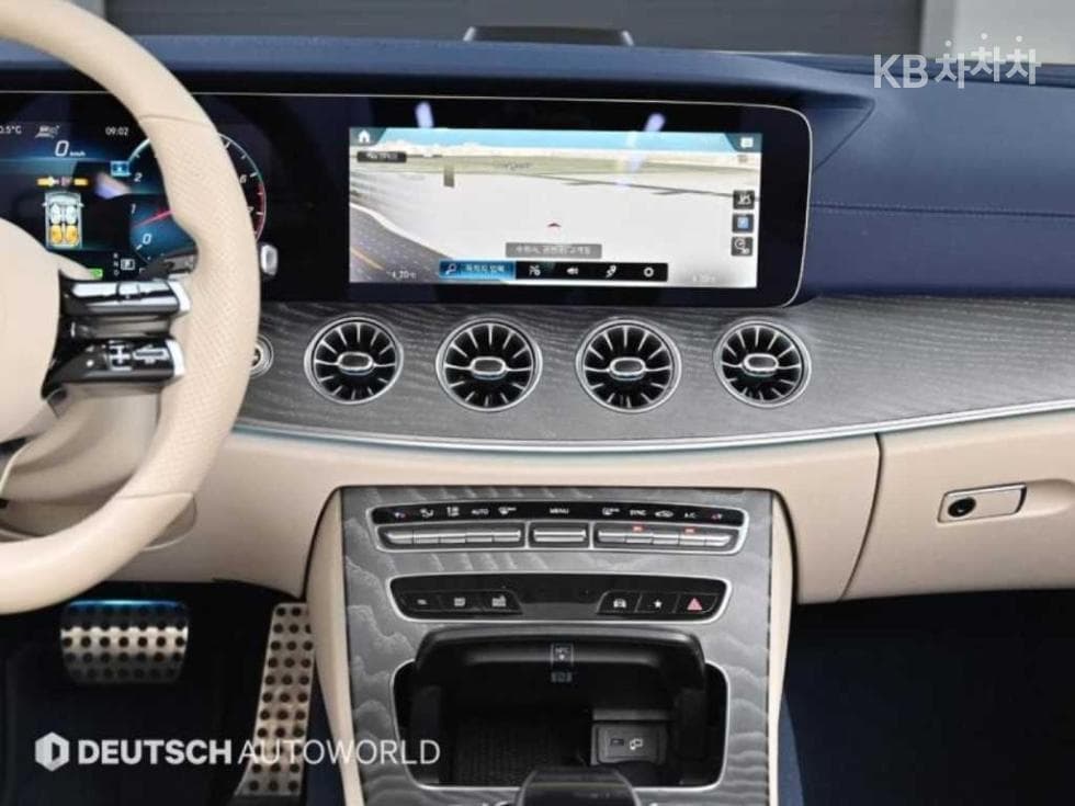 Mercedes-Benz E-Клас (W213)E450 4MATIC Carbriolet Стандартен - 14