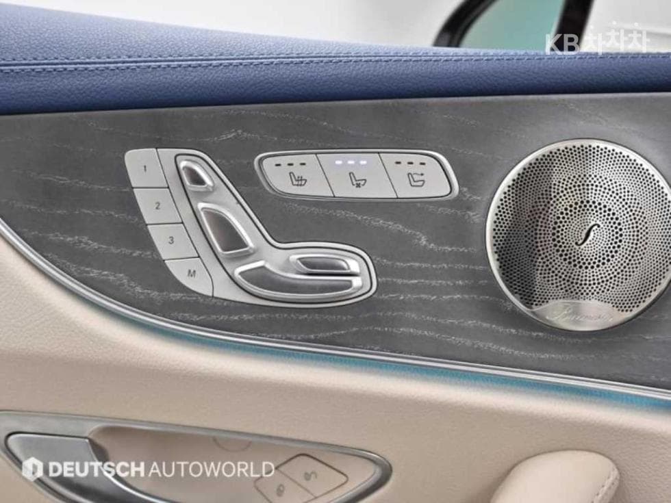 Mercedes-Benz E-Клас (W213)E450 4MATIC Carbriolet Стандартен - 17