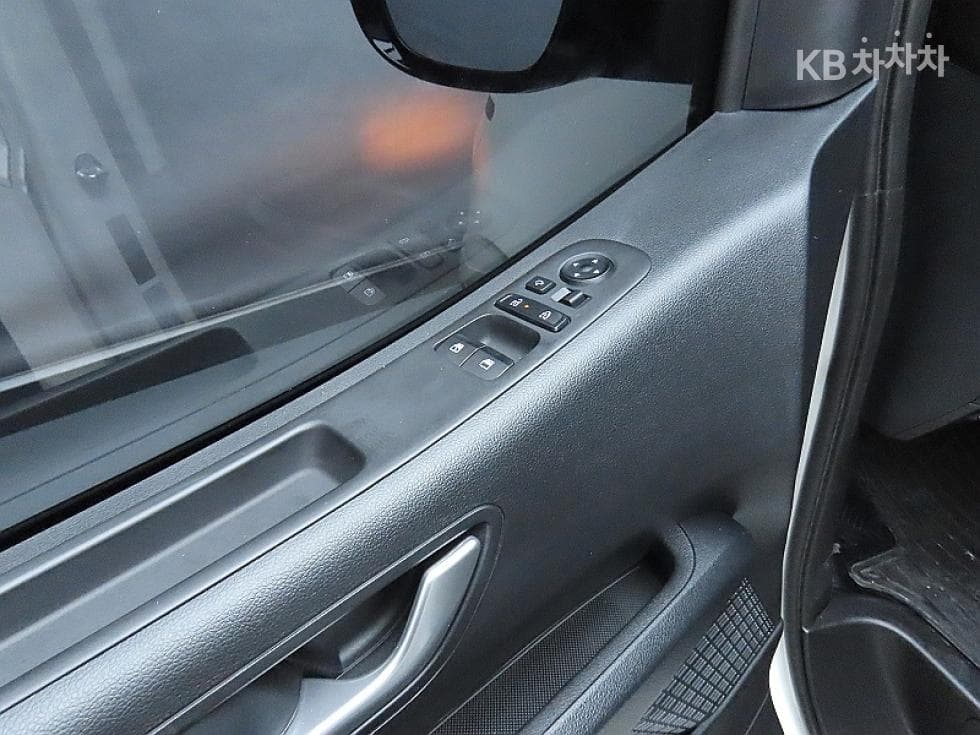 Хюндай Staria Cargo2.2 Cargo 5 Modern - 13