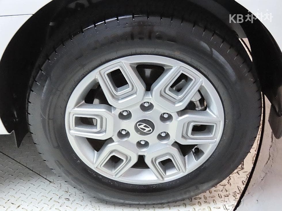 Хюндай Staria Cargo2.2 Cargo 5 Modern - 20