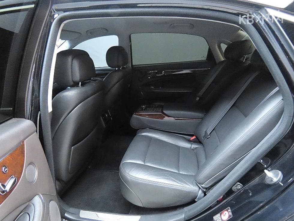 Hyundai Equus(신형)VS380 Modern - 11