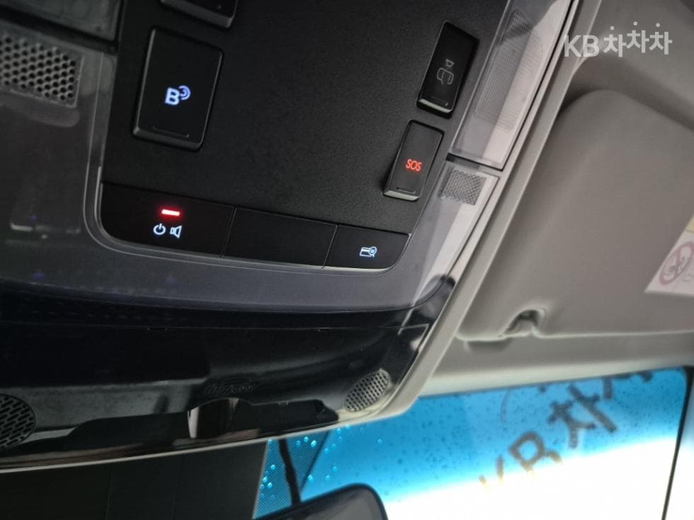 Хюндай Staria3.5 LPG Турер 9 Modern - 16