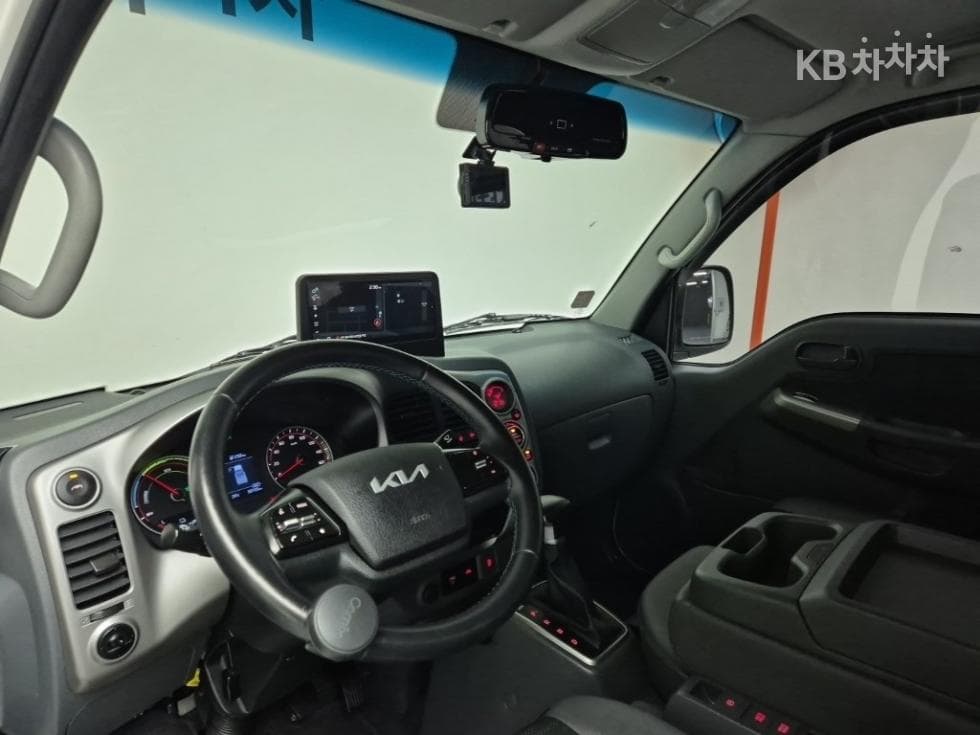 Киа The New (фейслифт) Бонго 3 (лек) EVBox Truck 1 тон 저상형 Королевска кабина Удължено междуосие Стандартен - 6
