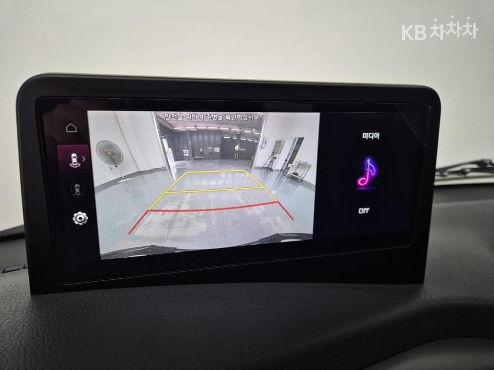 Киа The New (фейслифт) Бонго 3 (лек) EVBox Truck 1 тон 저상형 Королевска кабина Удължено междуосие Стандартен - 12