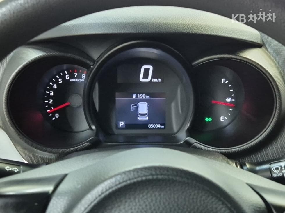 Киа The New (фейслифт) Рей (ван) Ван1.0 Бензин Ван 2-местен Престиж - 6