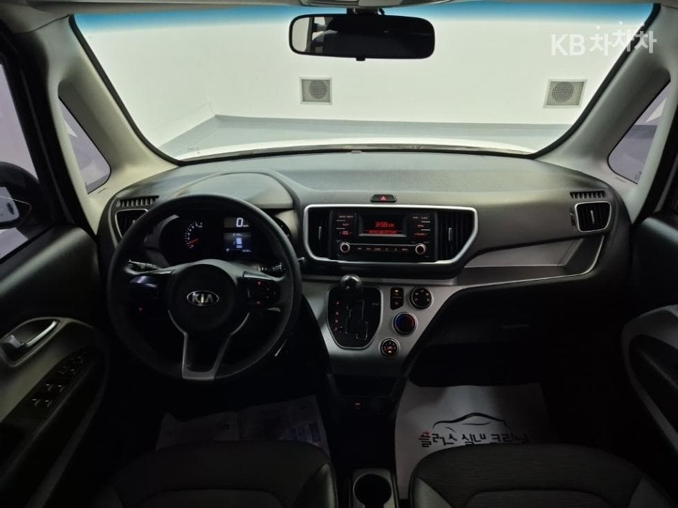 Киа The New (фейслифт) Рей (ван) Ван1.0 Бензин Ван 2-местен Престиж - 7