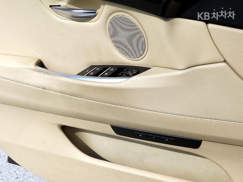 BMW Gran TurismoGT 30d xDrive F07 - 12