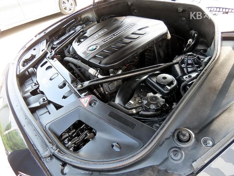 BMW Gran TurismoGT 30d xDrive F07 - 19