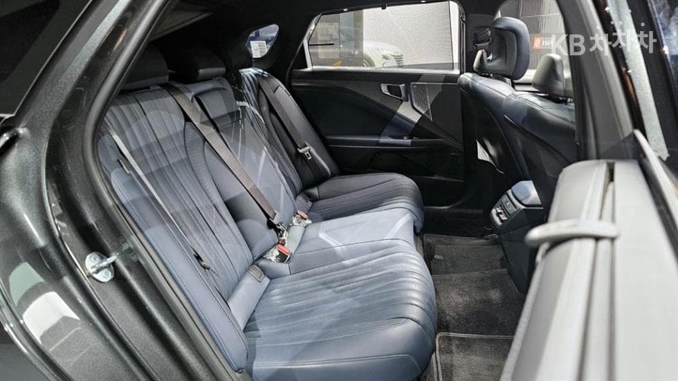 Киа The New (фейслифт) K8 Хибрид1.6 Турбо HEV 시그니쳐 블랙 - 12