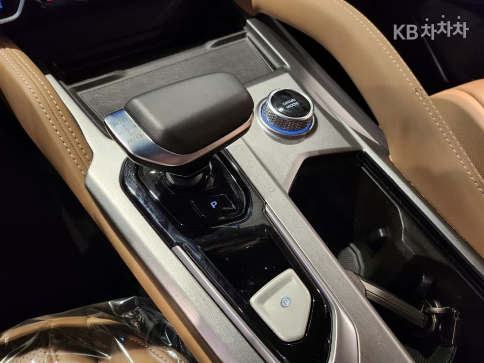 Рено Корея 그랑 콜레오스E-Tech Хибрид 아이코닉 - 17