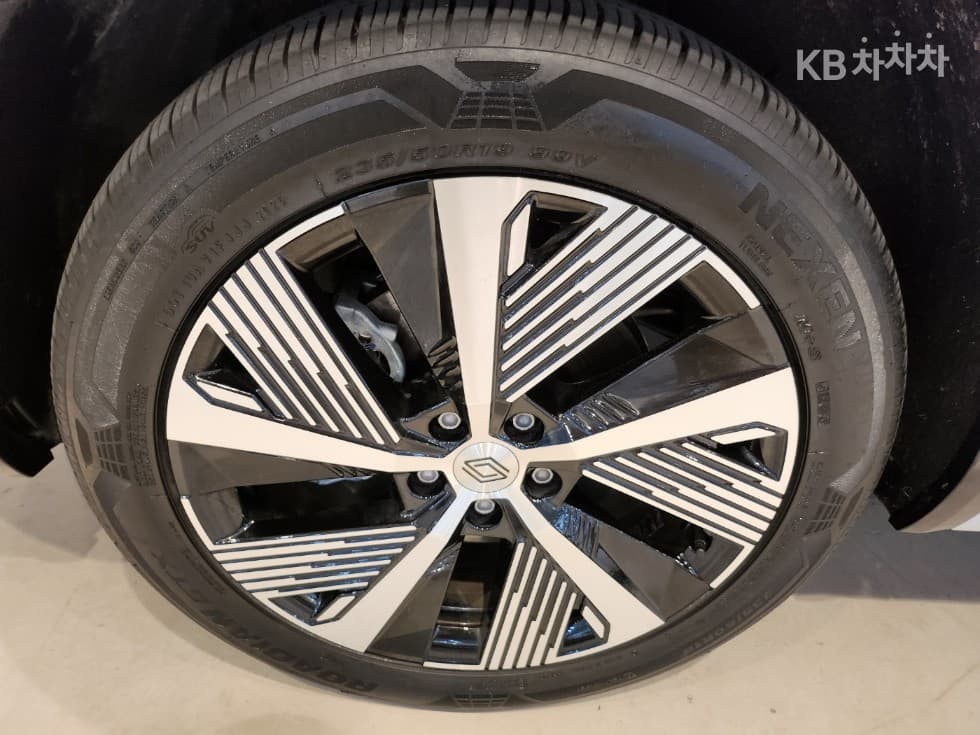 Рено Корея 그랑 콜레오스E-Tech Хибрид 아이코닉 - 24