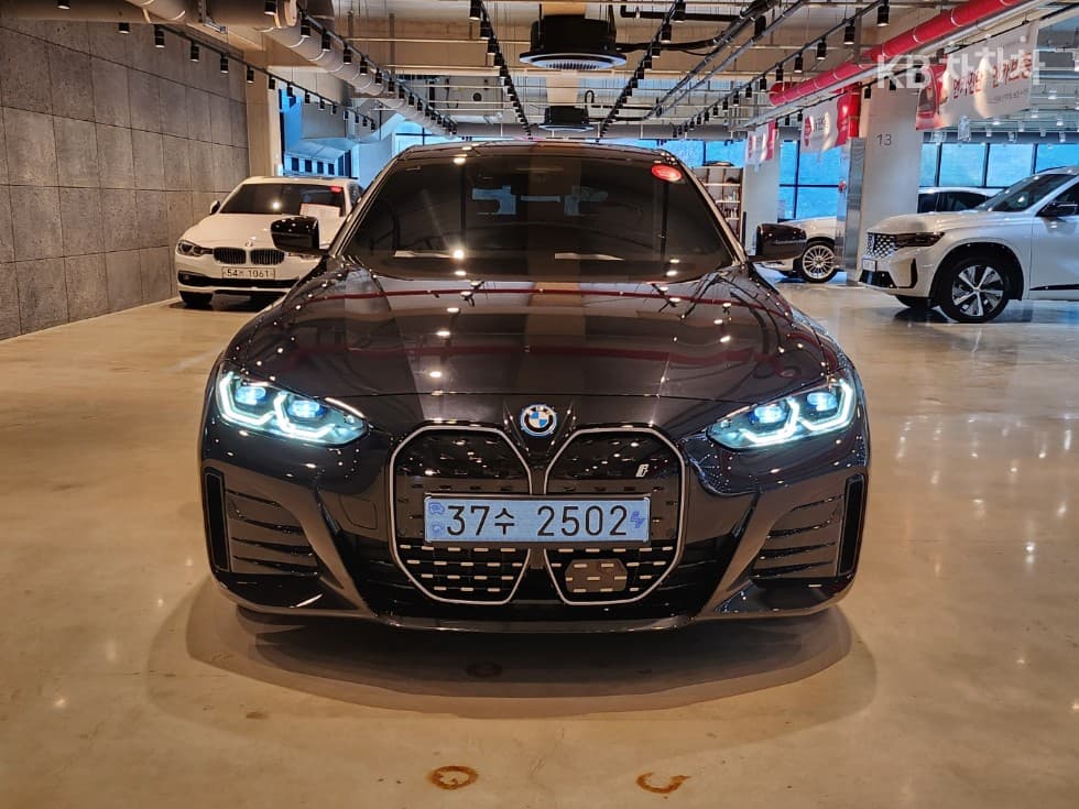 BMW i4eDrive40 M Sport Pro - 2