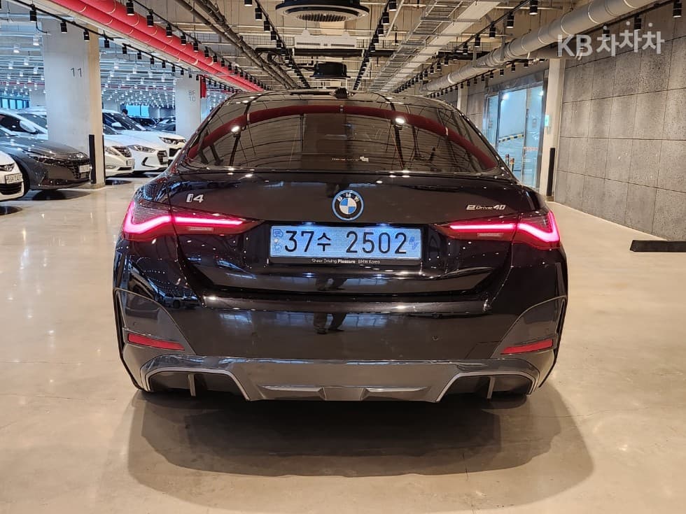 BMW i4eDrive40 M Sport Pro - 5