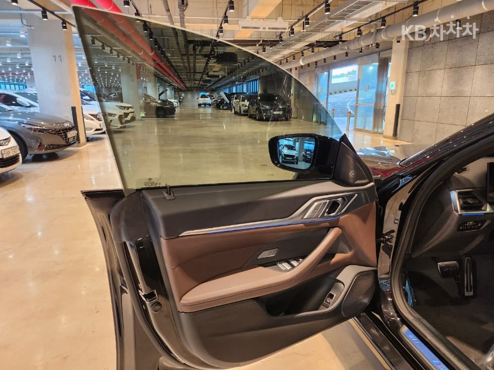 BMW i4eDrive40 M Sport Pro - 14