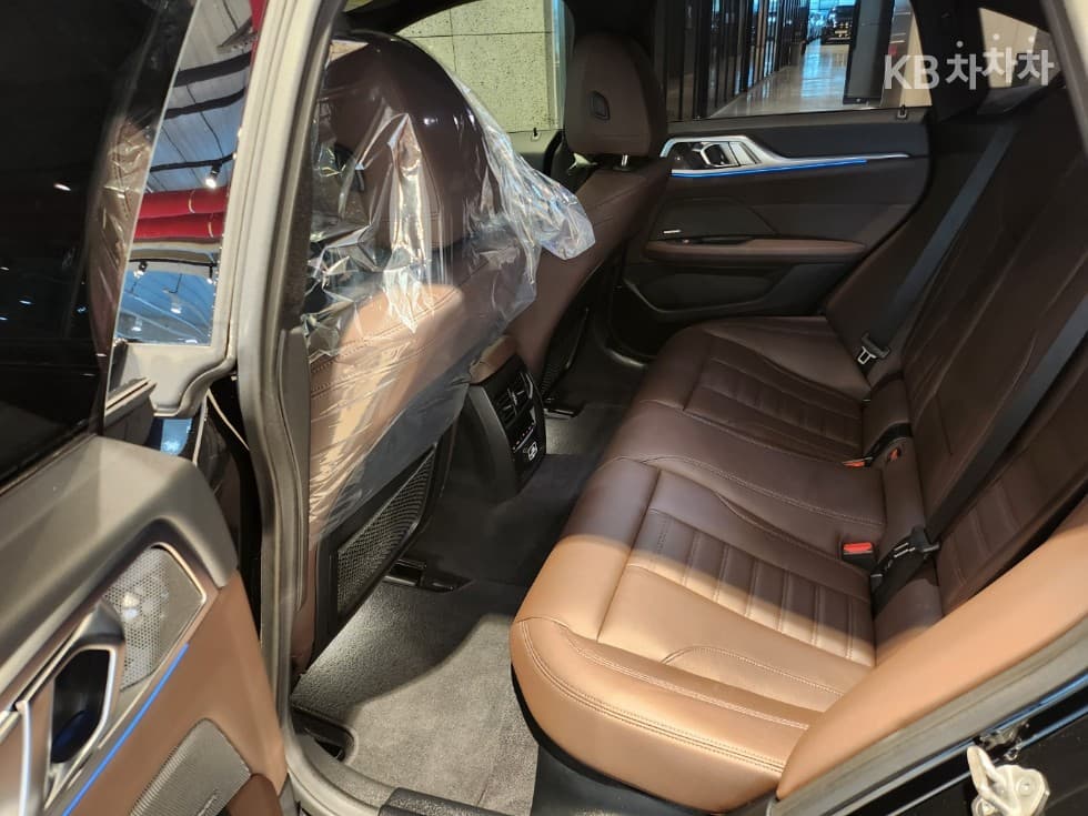 BMW i4eDrive40 M Sport Pro - 13