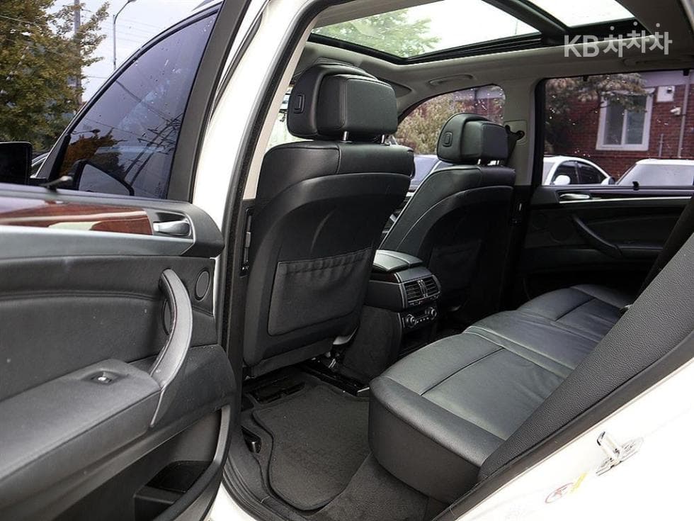 BMW X5 (E70)3.0si xDrive E70 - 7
