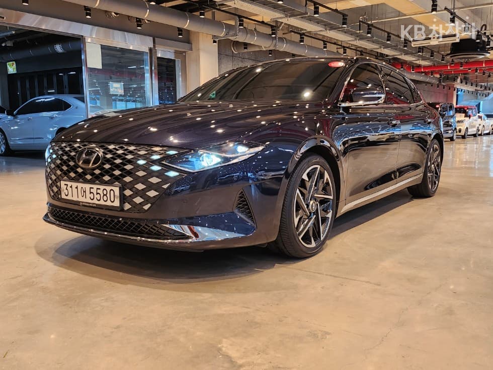 Хюндай The New (фейслифт) Grandeur (Azera) 2.5 Exclusive - Image 1