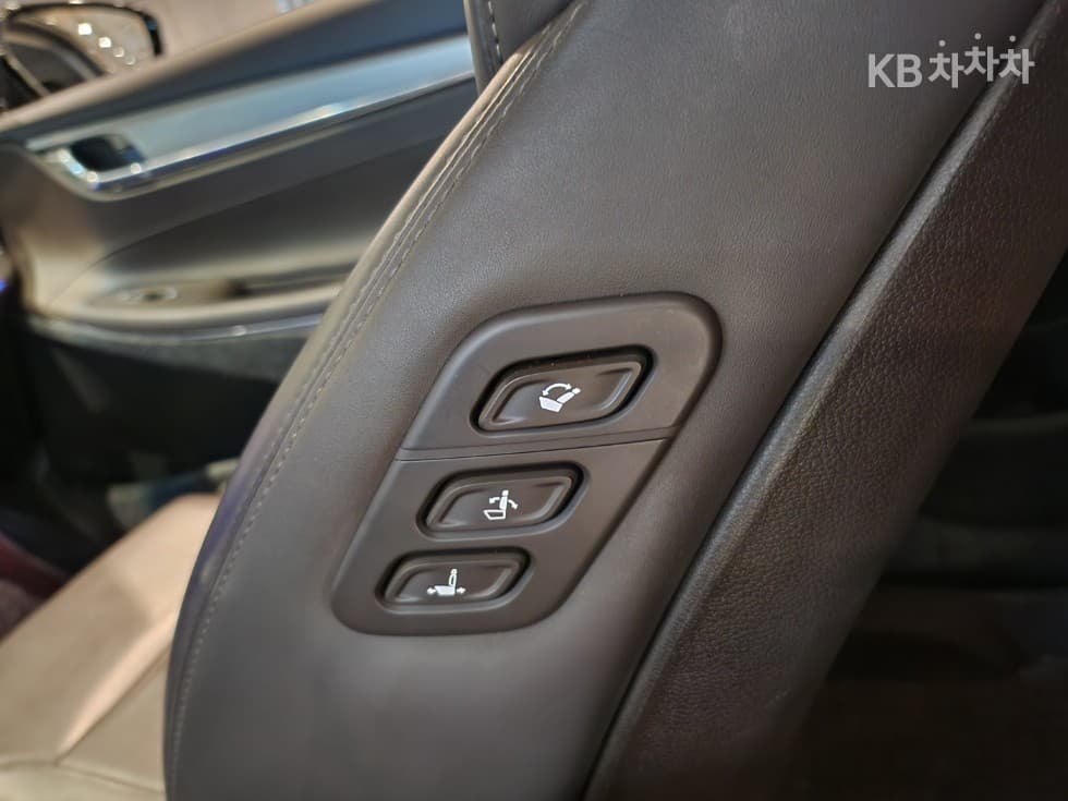 Hyundai The New (facelift) Grandeur (Azera)2.5 Exclusive - 19