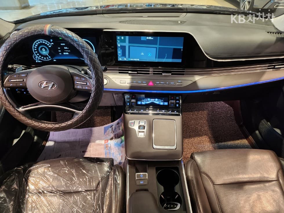 Hyundai The New (facelift) Grandeur (Azera)2.5 Exclusive - 6