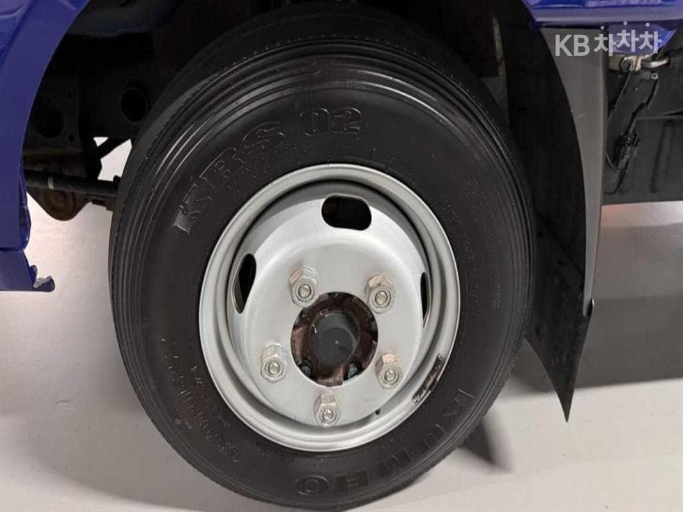 Киа The New (фейслифт) Бонго 3 (лек)1.2Тон 표준캡 Удължено междуосие 2WD GL - 14