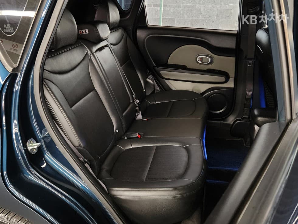 (21mo0102)Kia The New Soul 1.6 Gasoline Trendy - 13