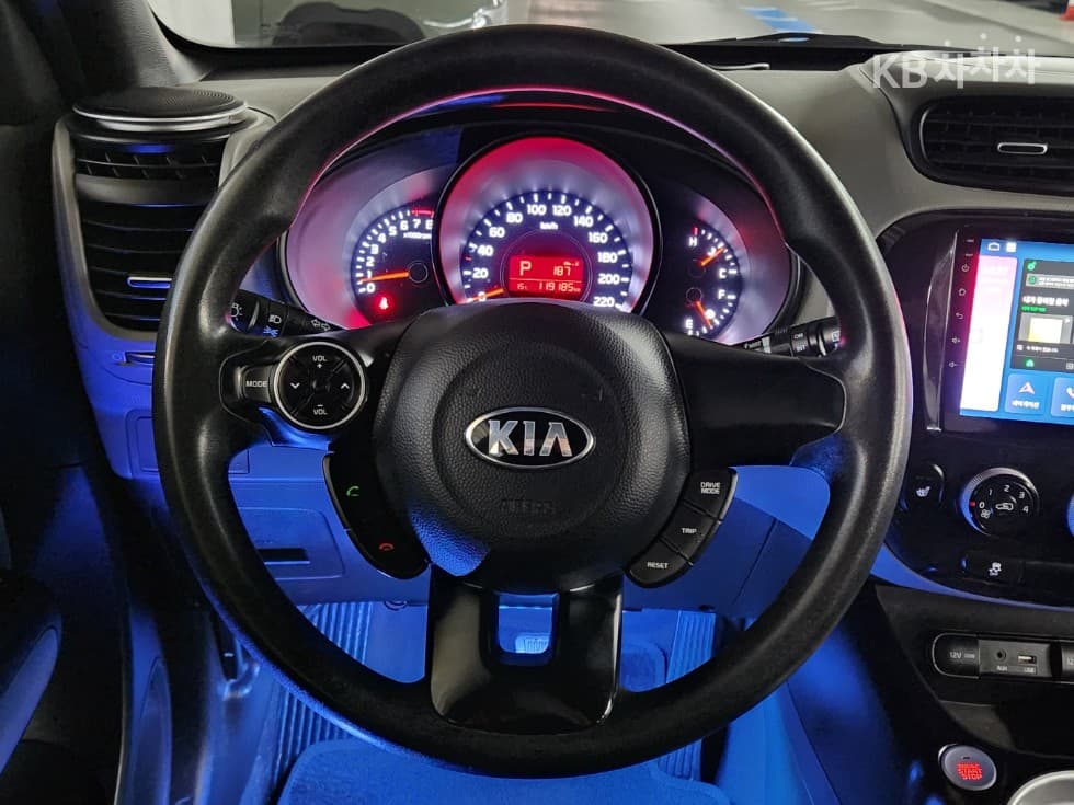 (21mo0102)Kia The New Soul 1.6 Gasoline Trendy - 16