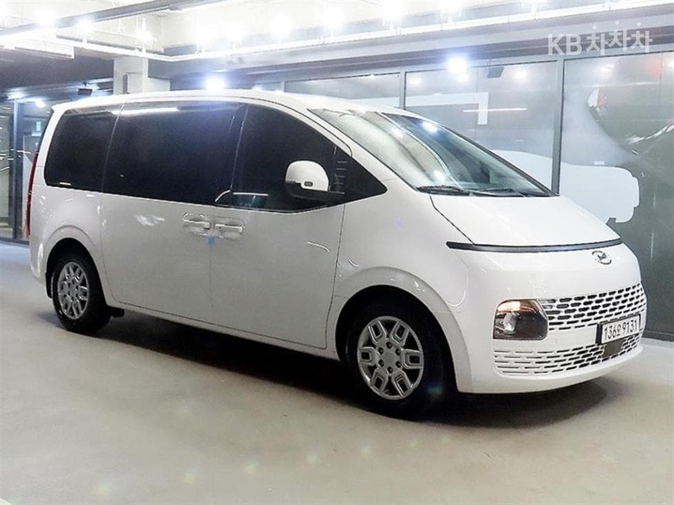 Хюндай Staria 2.2 Турер 9 AWD Modern - Image 1