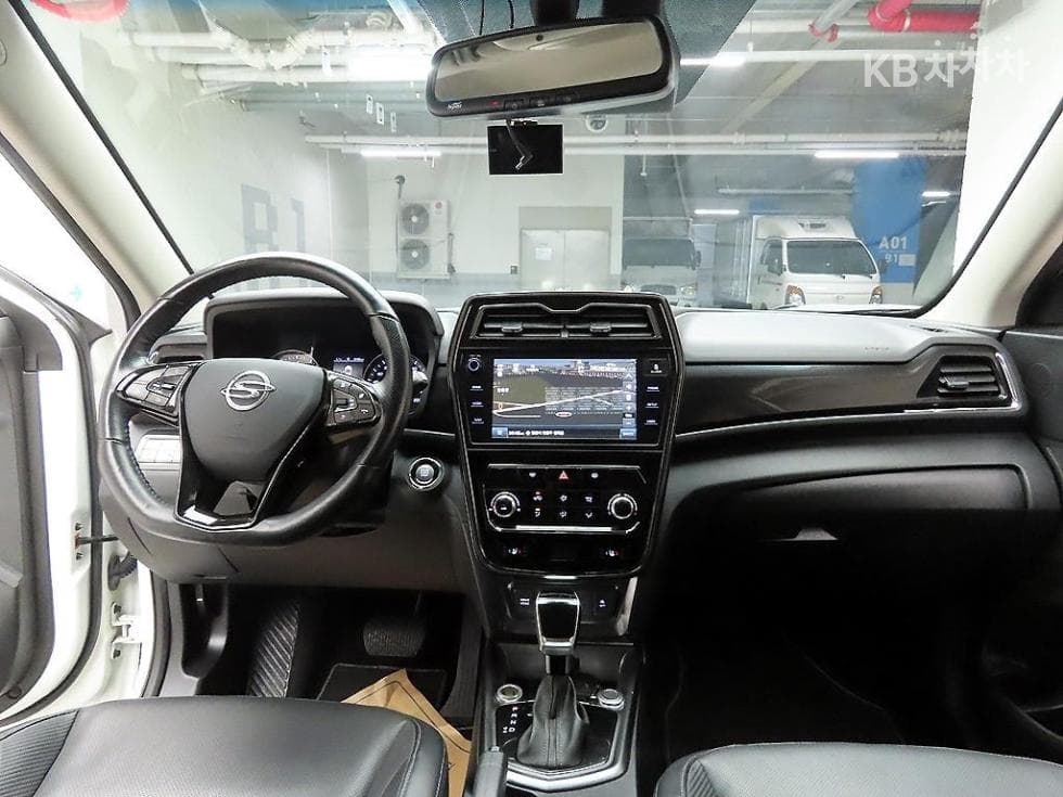 (120mer9945)KGMobility VERY New Tivoli Gasoline V3 2WD Basic - 8