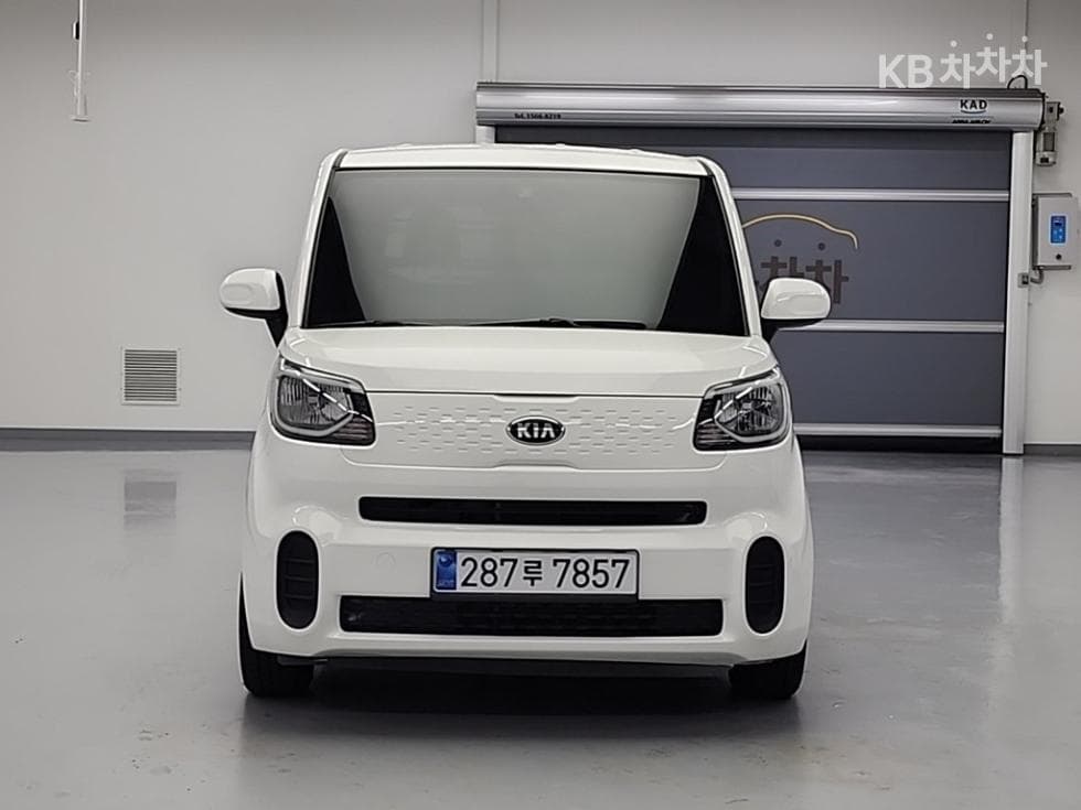 Kia The New Ray Van 1.0 Gasoline Van 1.0 Passenger Prestige - Image 2