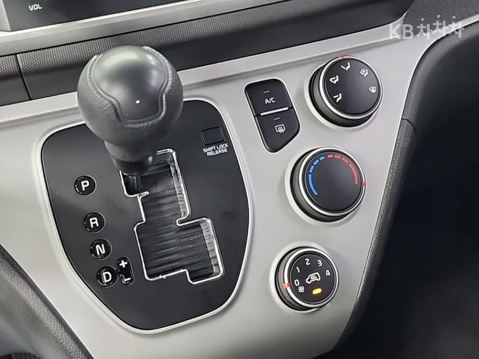 (287L7857)Kia The New Ray Van1.0 Gasoline Van 1.6L Prestige - 8