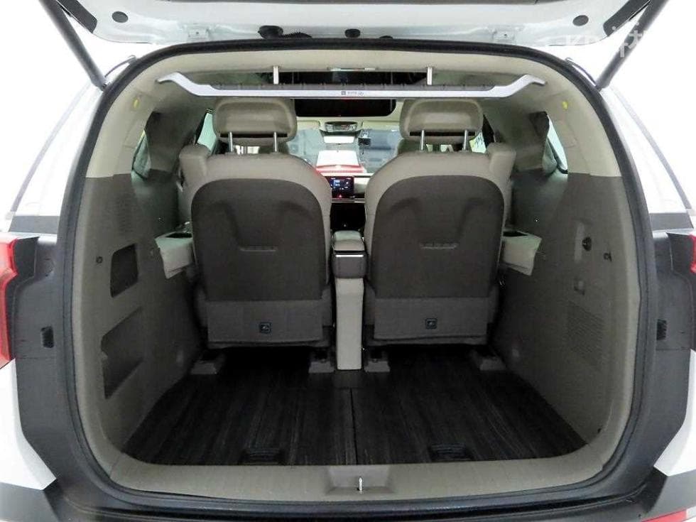 Kia The New (facelift) Carnival Hybrid 4th generationHigh Limousine (Carnival) 1.6 HEV 4-seater Signature - 5