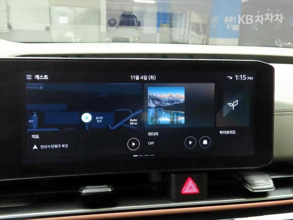 Kia The New (facelift) Carnival Hybrid 4th generationHigh Limousine (Carnival) 1.6 HEV 4-seater Signature - 9