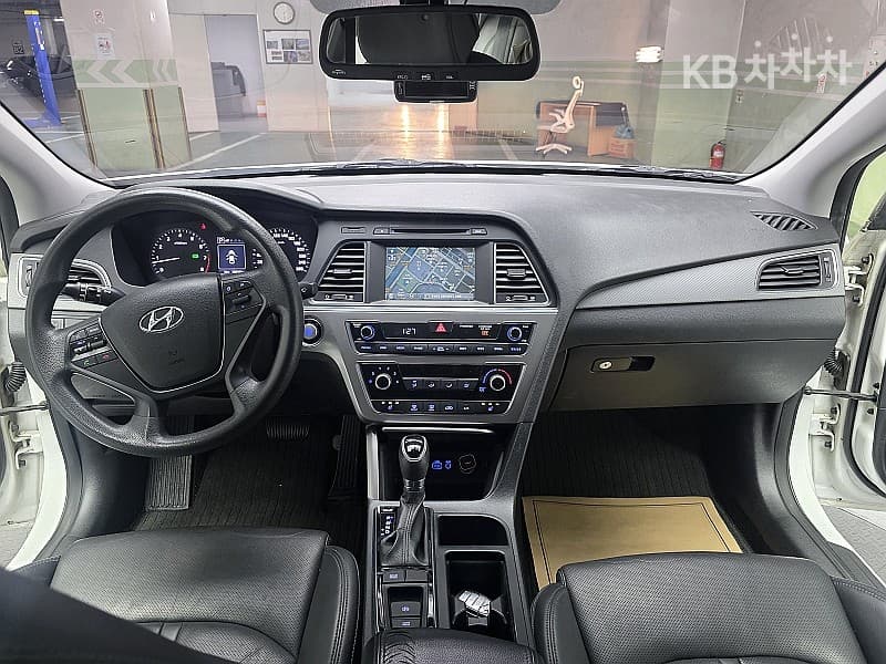 (11수4954)Hyundai LF Sonata 2.0 Style Special - 8