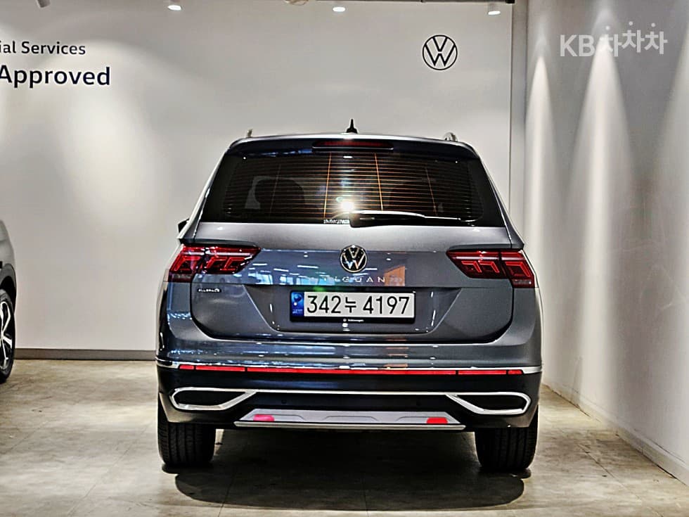 Volkswagen Tiguan Allspace 2.0 TSI Prestige - Image 3