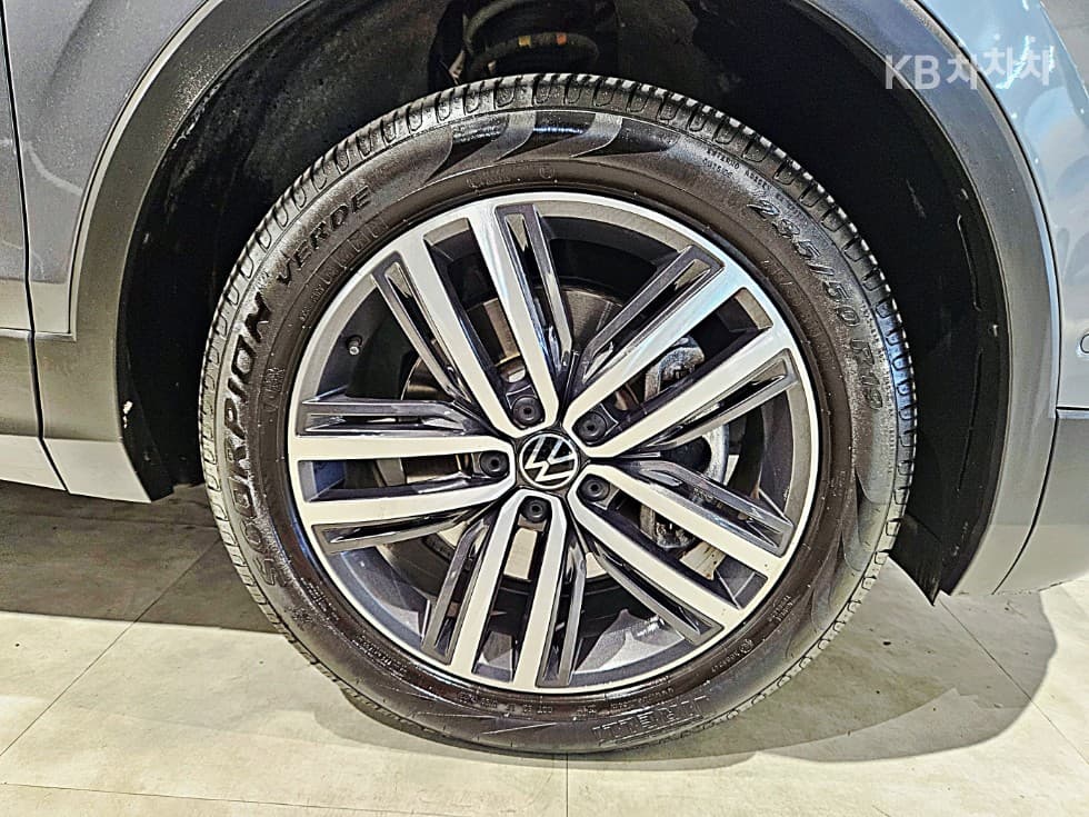 (342n4197)Volkswagen Tiguan Allspace2.0 TSI Prestige - 10