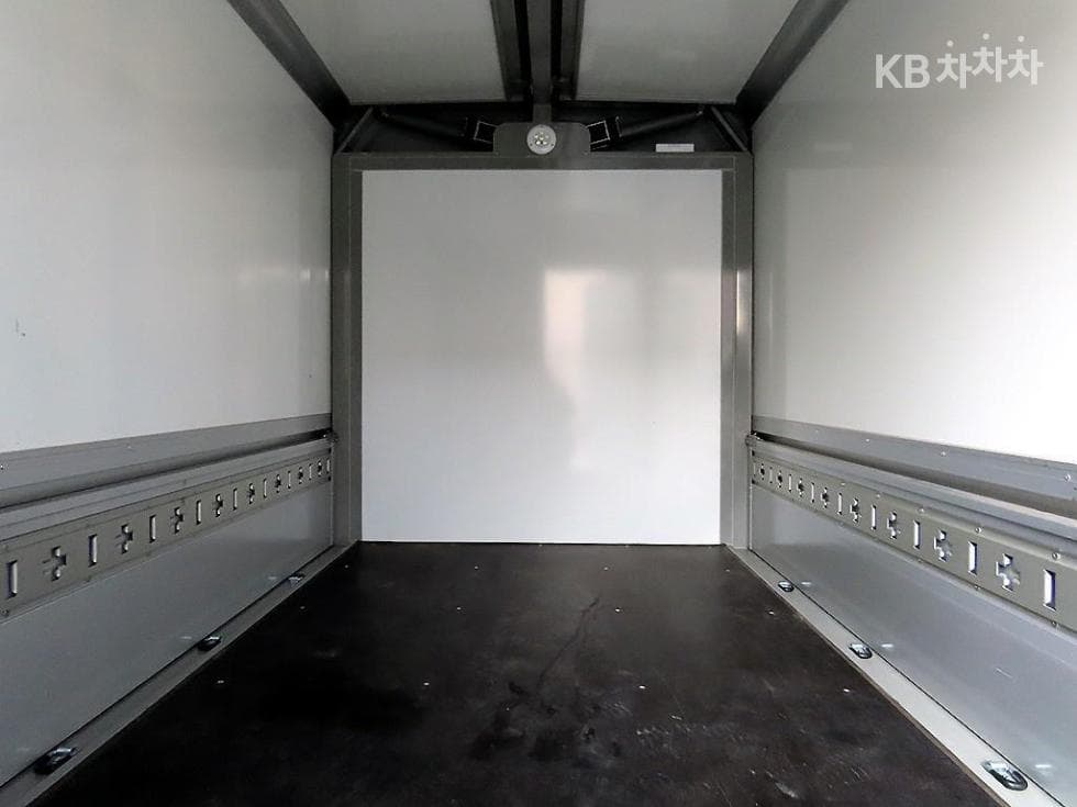 Kia The New (facelift) Bongo 3 (light truck)LPG Wing Body 1 Ton 전동식 King Cab Extra Long GL - 5