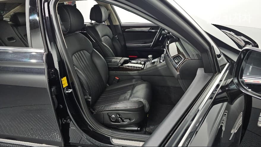 (236L7880)Genesis G903.8 GDi AWD Premium Luxury - 12