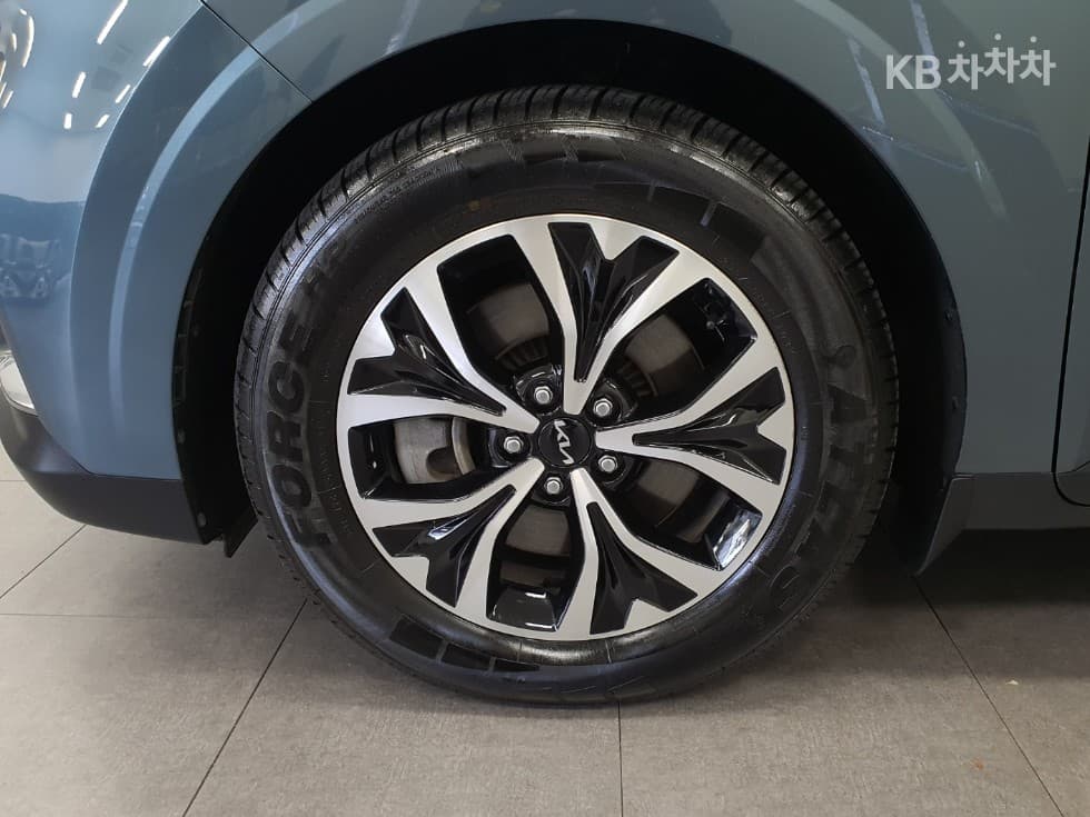 (75H1135)Kia Carnival 4th Generation D2.2 11F Signature - 30