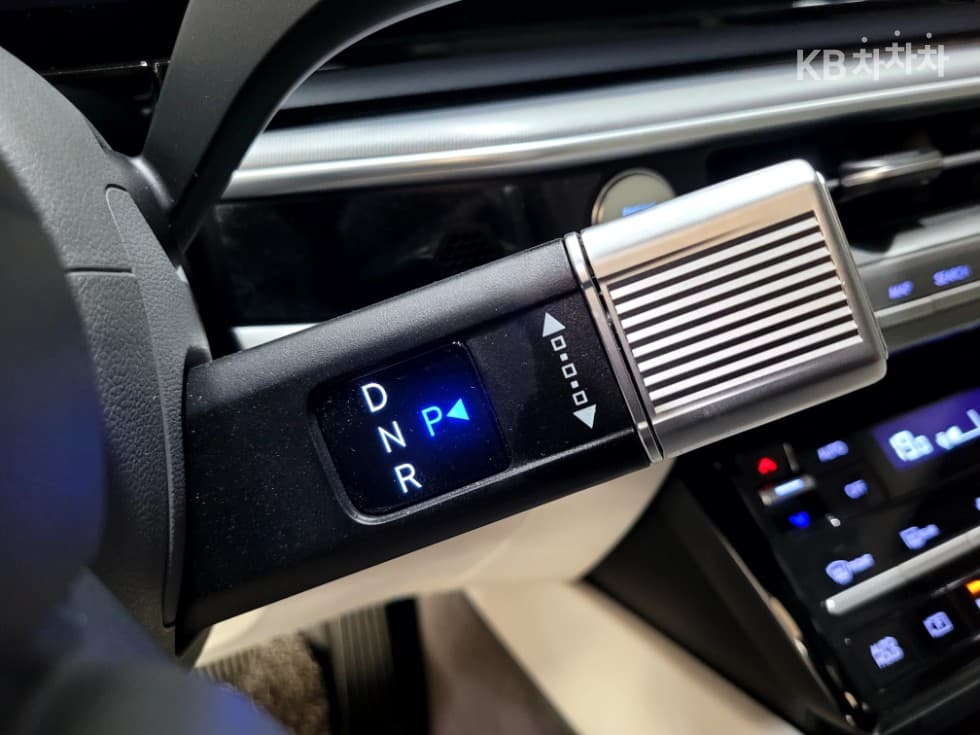 (194H8484)Hyundai All New Granger2.5 Petrol 2WD Exclusive - 14