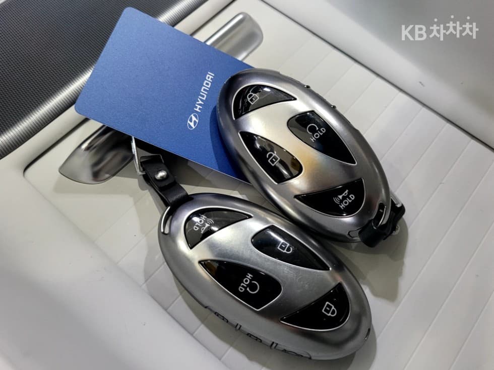 (194H8484)Hyundai All New Granger2.5 Petrol 2WD Exclusive - 22