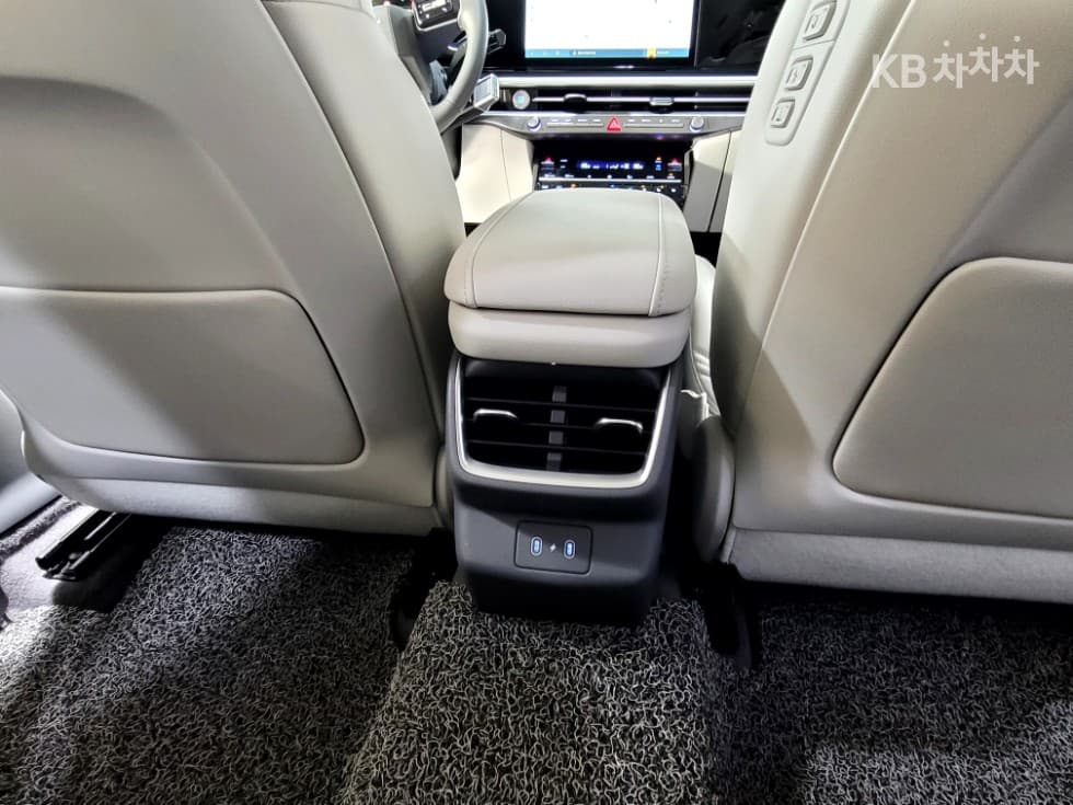 (194H8484)Hyundai All New Granger2.5 Petrol 2WD Exclusive - 29