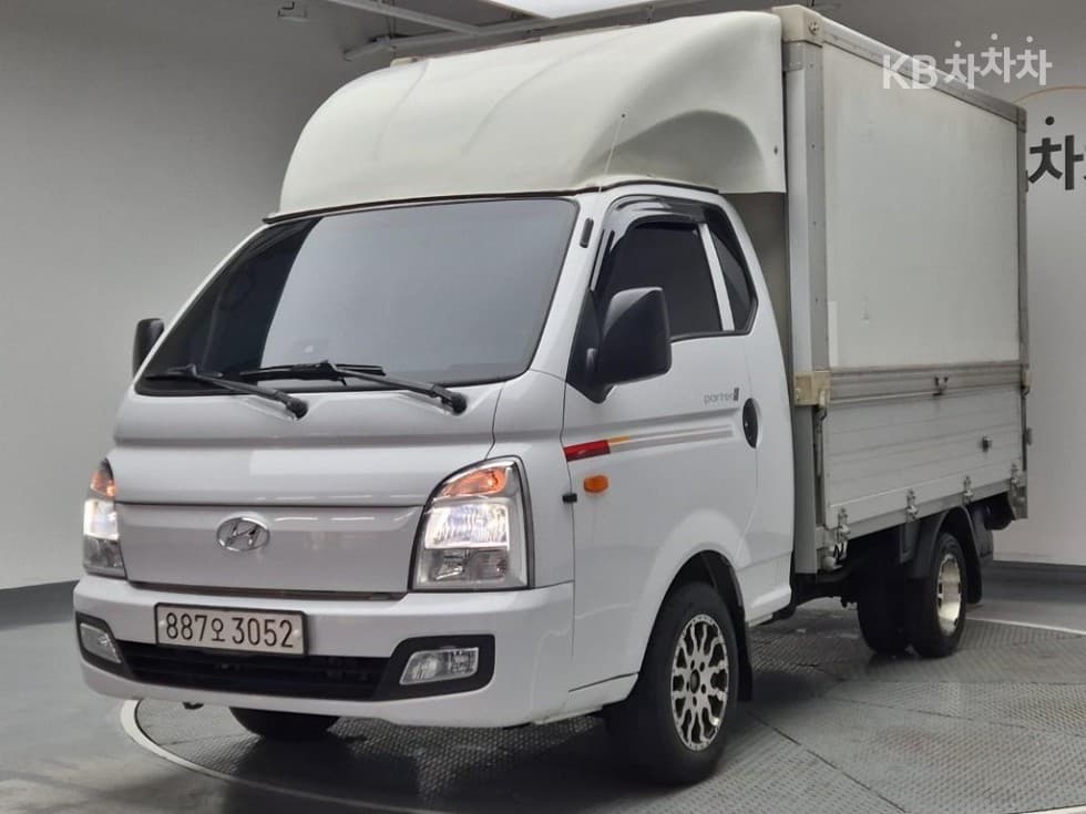 Hyundai Porter2 Super Cab Wingbody Manual Smart - Image 1