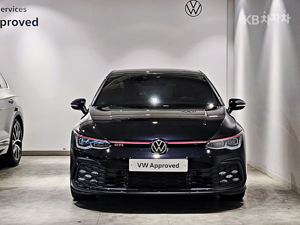 Volkswagen The Golf 8 (MK8) 2.0 GTI Base - Image 1