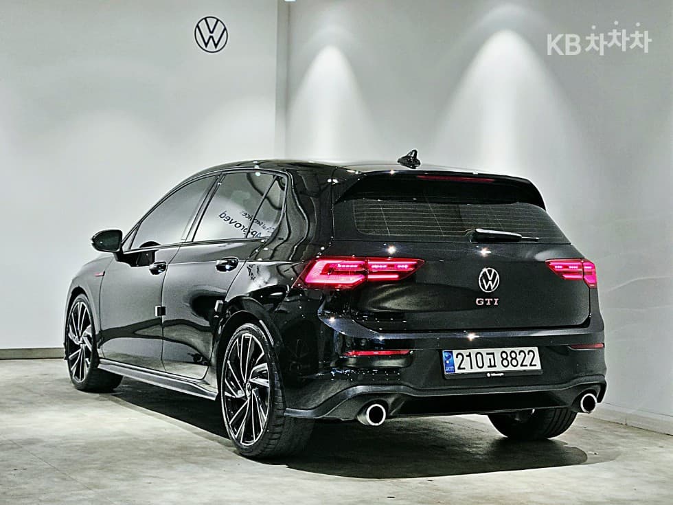 Volkswagen The Golf 8 (MK8) 2.0 GTI Base - Image 4