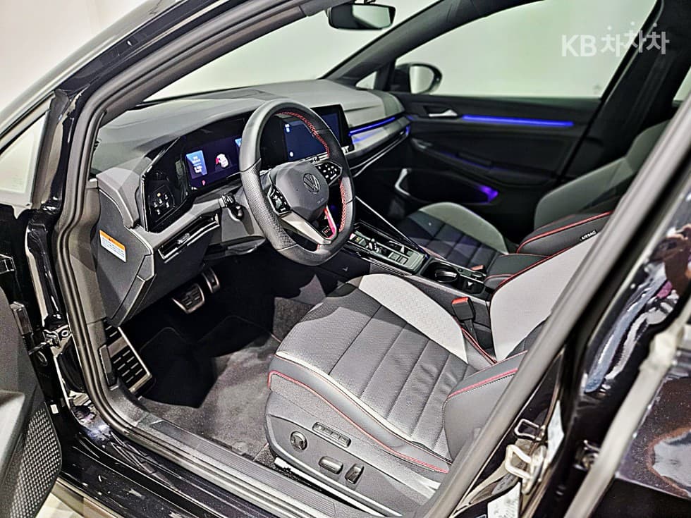 (210go8822)Volkswagen The Golf 8(MK8)2.0 GTI Base - 19