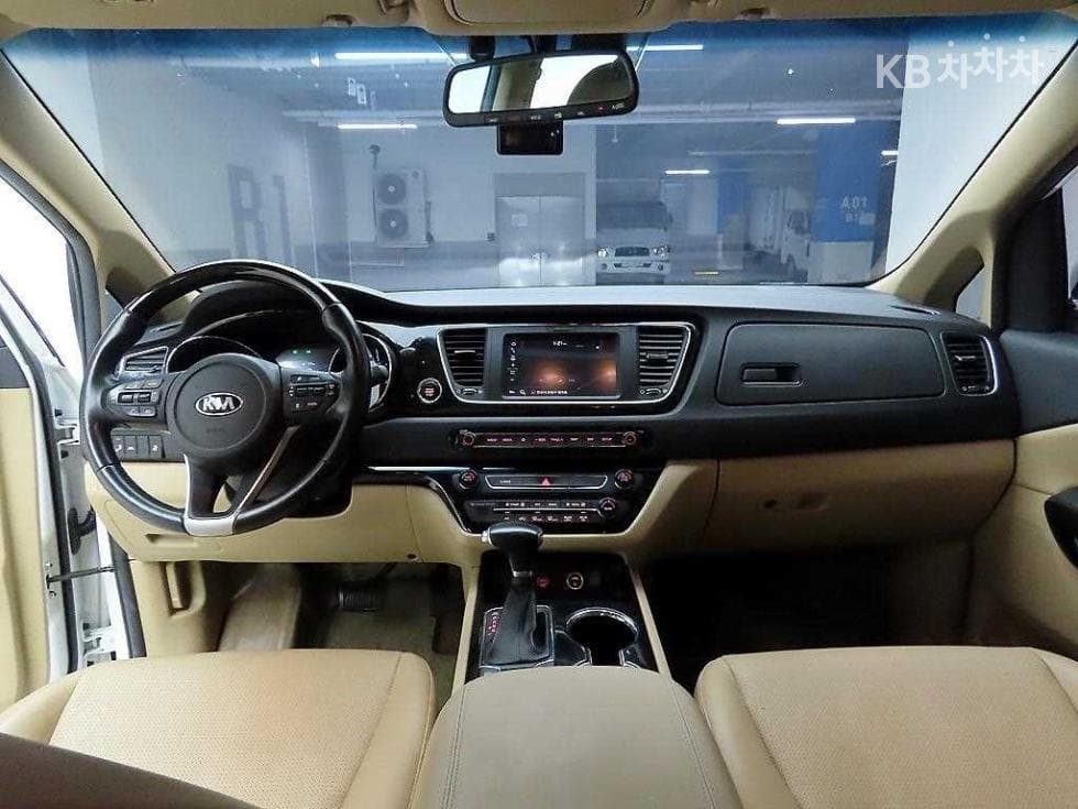(53보5126)Kia The New Carnival 9Passenger 2.2 GENERAL Diesel Prestige - 8
