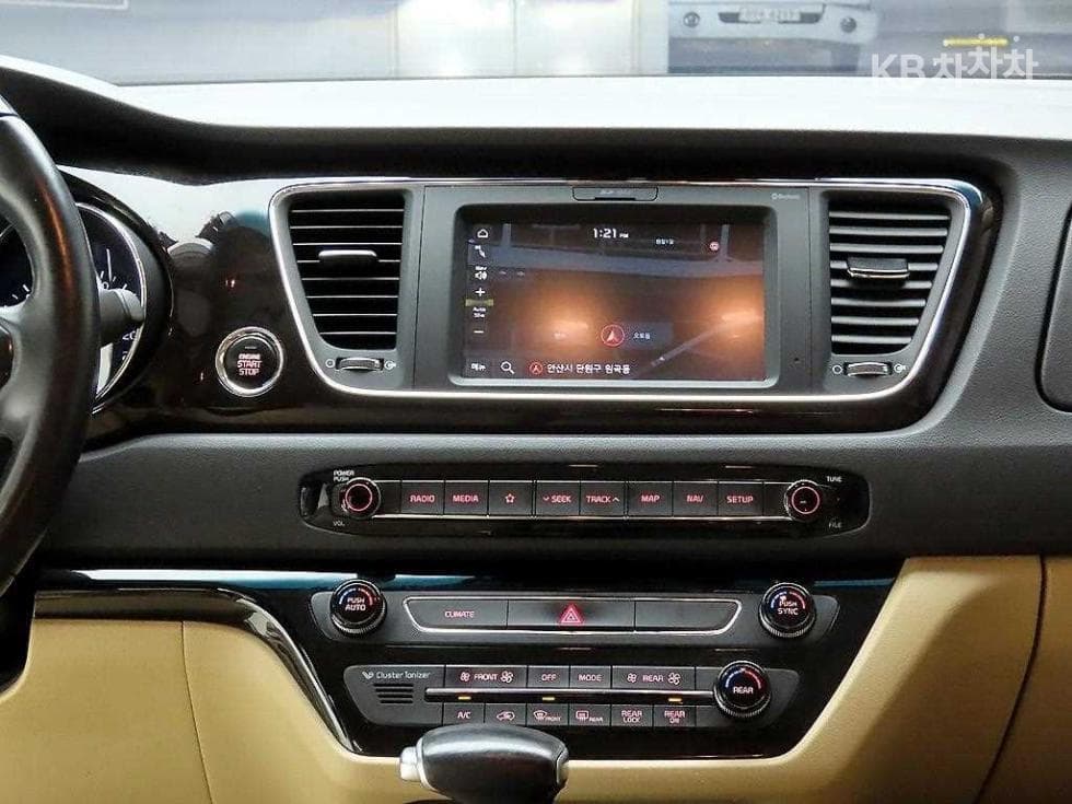 (53보5126)Kia The New Carnival 9Passenger 2.2 GENERAL Diesel Prestige - 9
