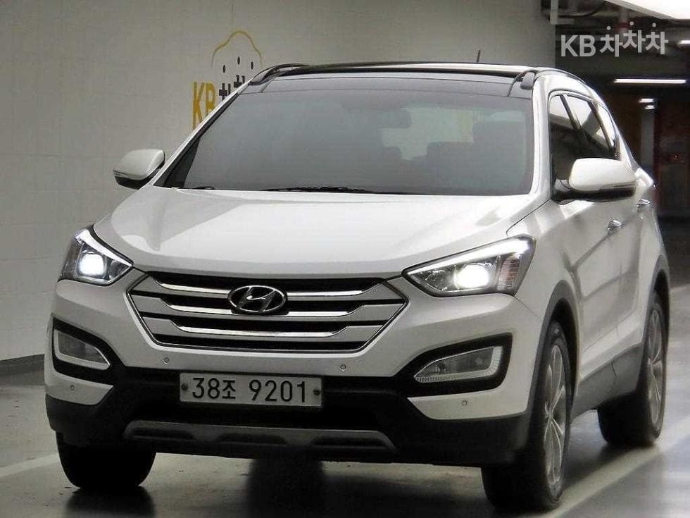 Hyundai Santa Fe DM R2.0 2WD EXCLUSIVE Base - Image 2